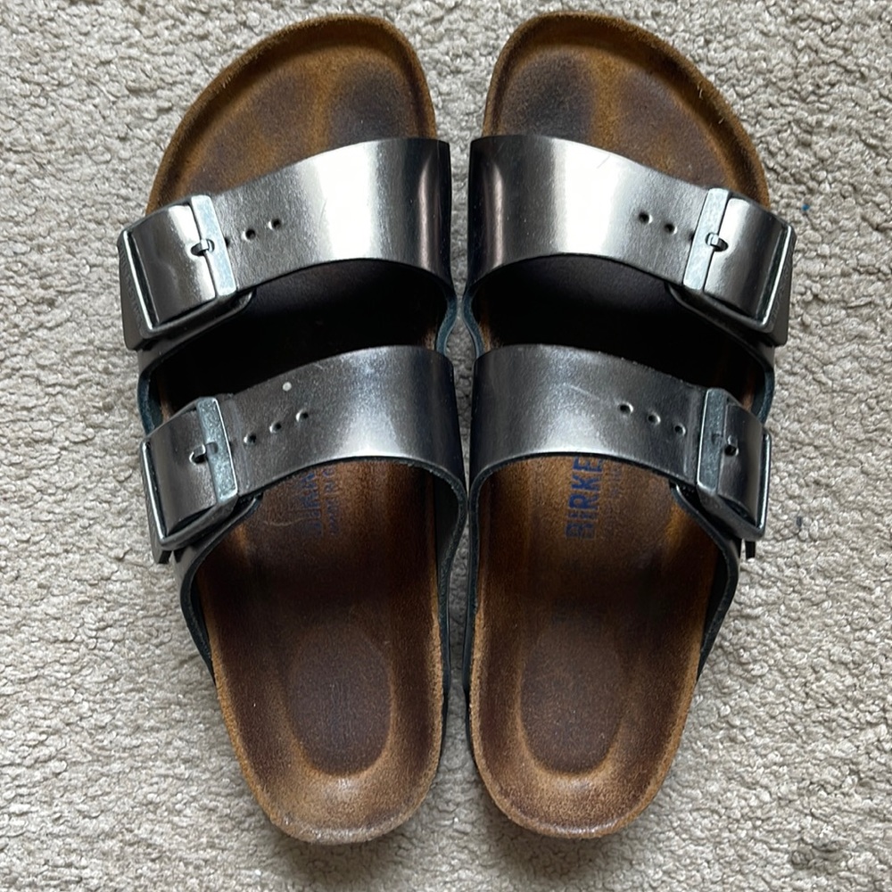 Birkenstocks in metallic color